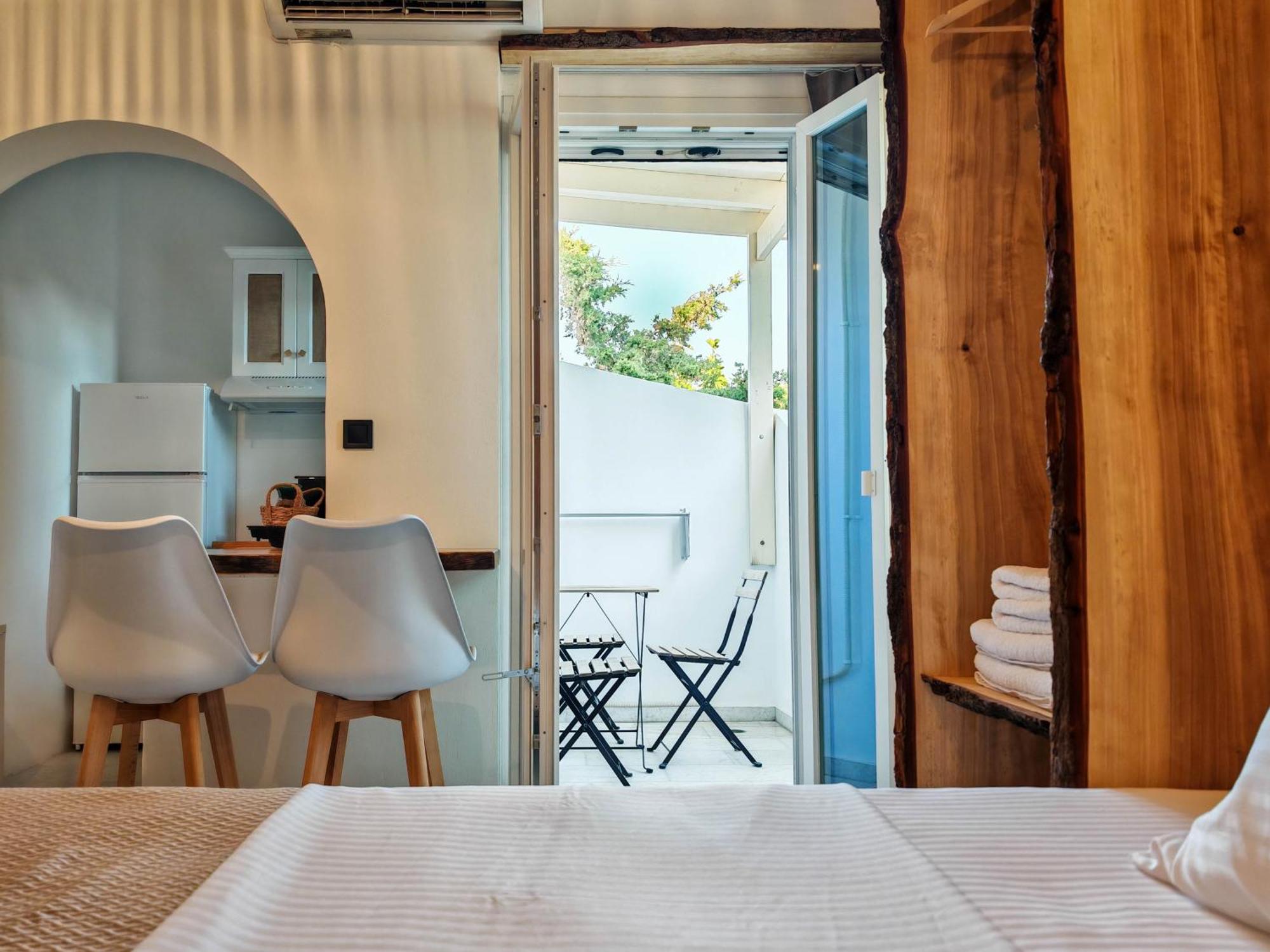 Paraga Suites Naxos City Екстериор снимка