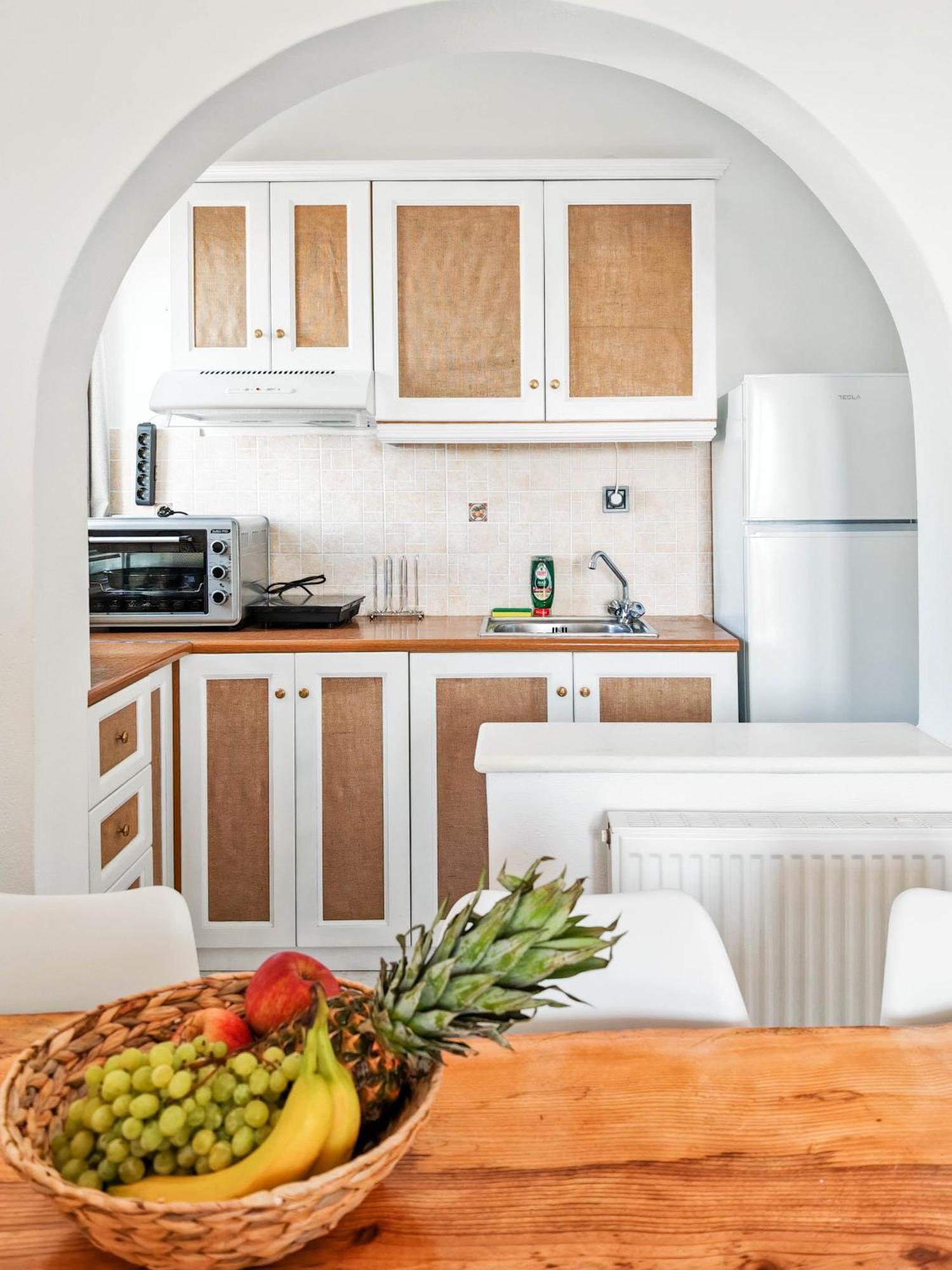 Paraga Suites Naxos City Екстериор снимка