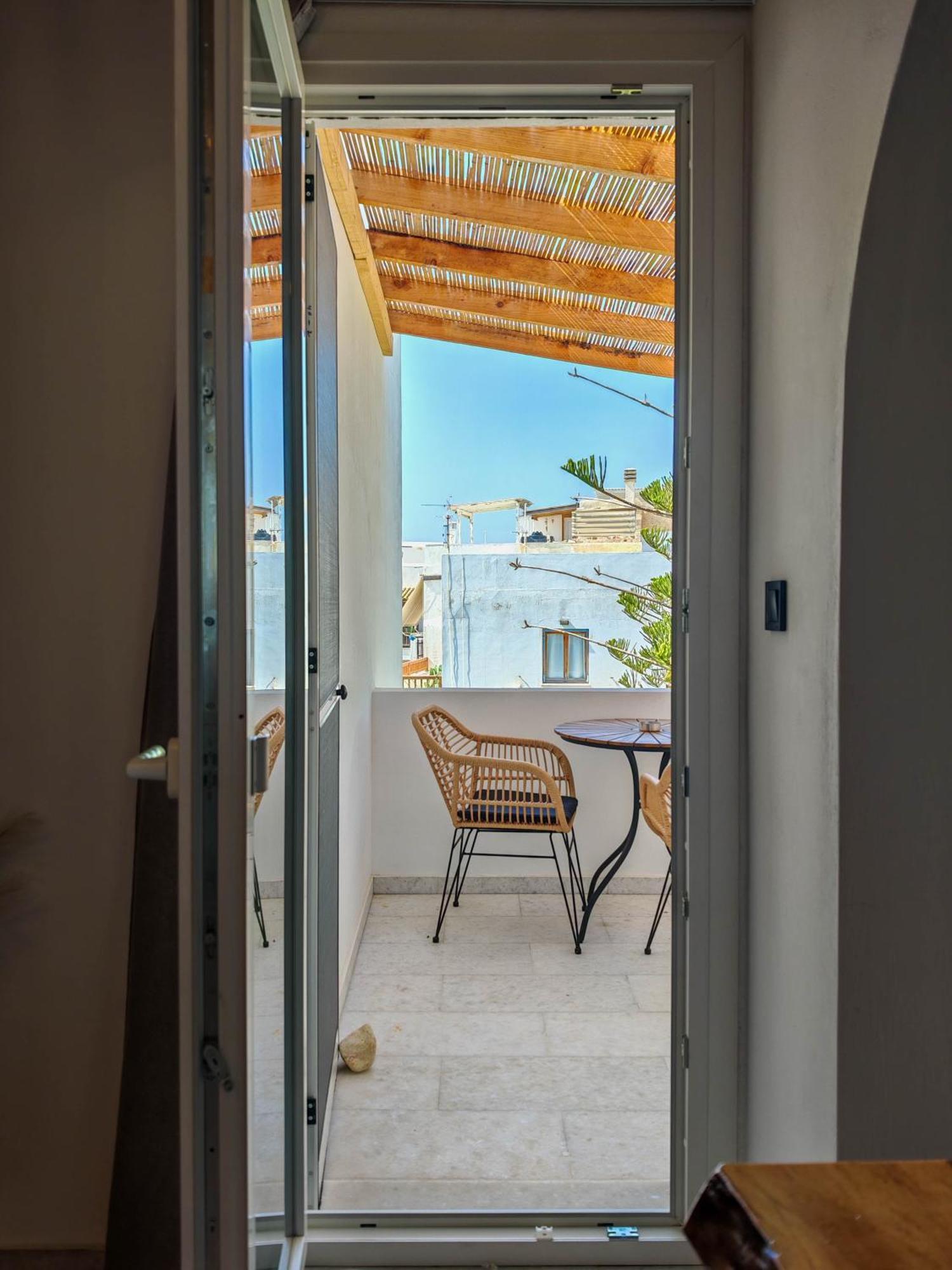 Paraga Suites Naxos City Екстериор снимка