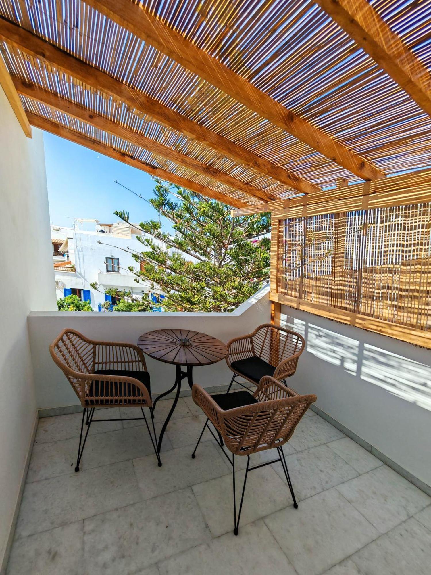 Paraga Suites Naxos City Екстериор снимка