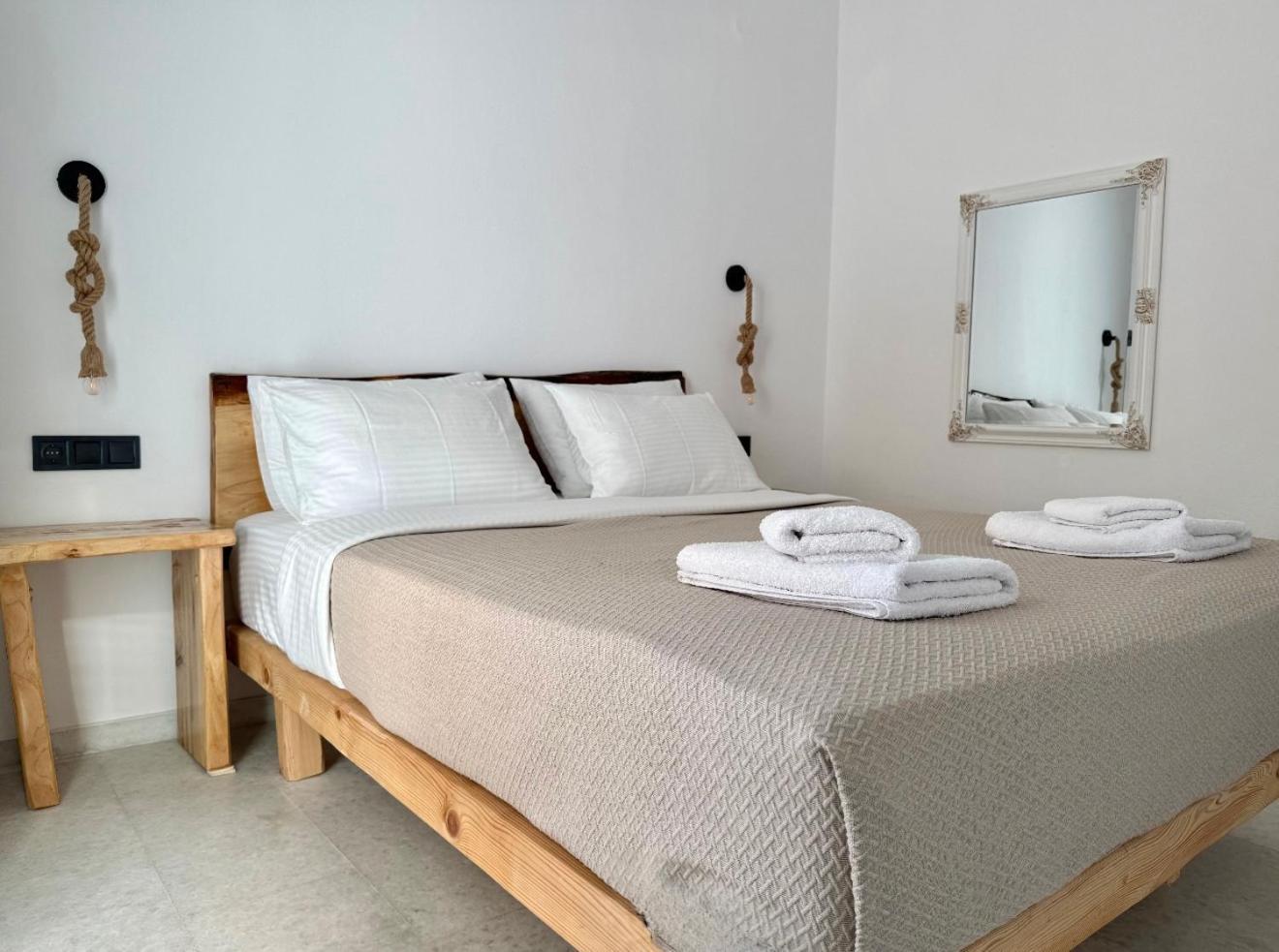 Paraga Suites Naxos City Екстериор снимка